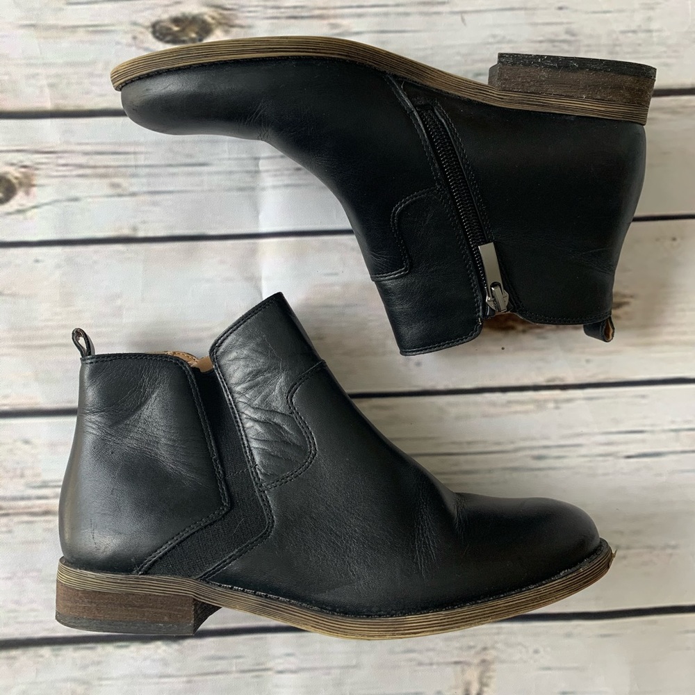 Franco Sarto Kampton Black Leather Ankle Boots 6